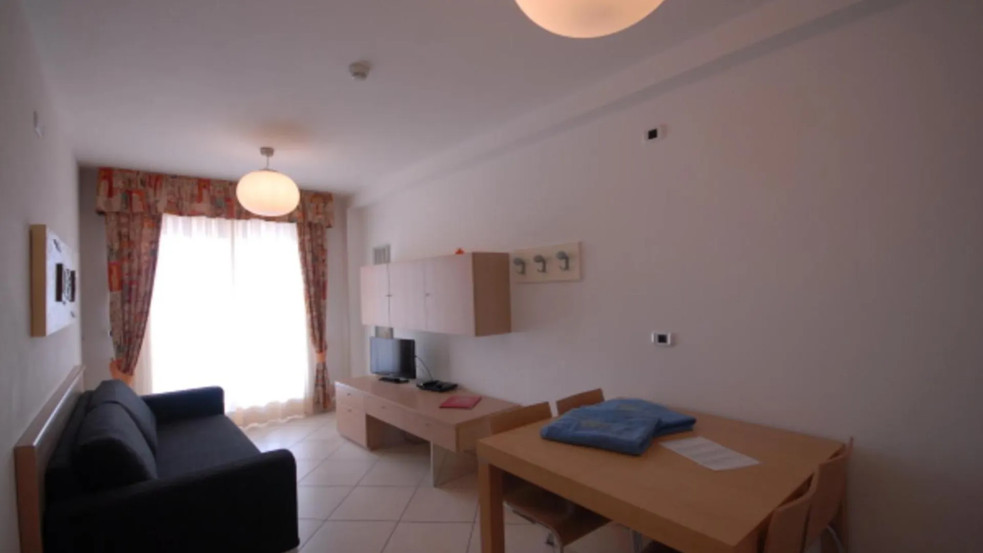 Seaside Bliss Flat With View On The Pool Apartment Bibione