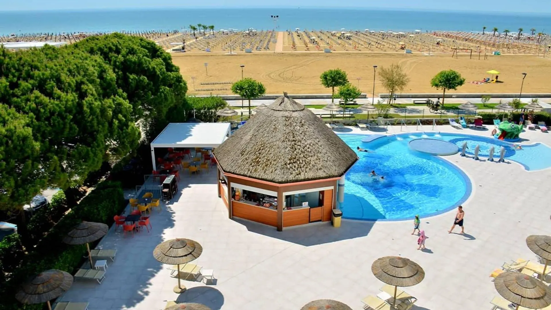 Seaside Bliss Flat With View On The Pool Apartment Bibione