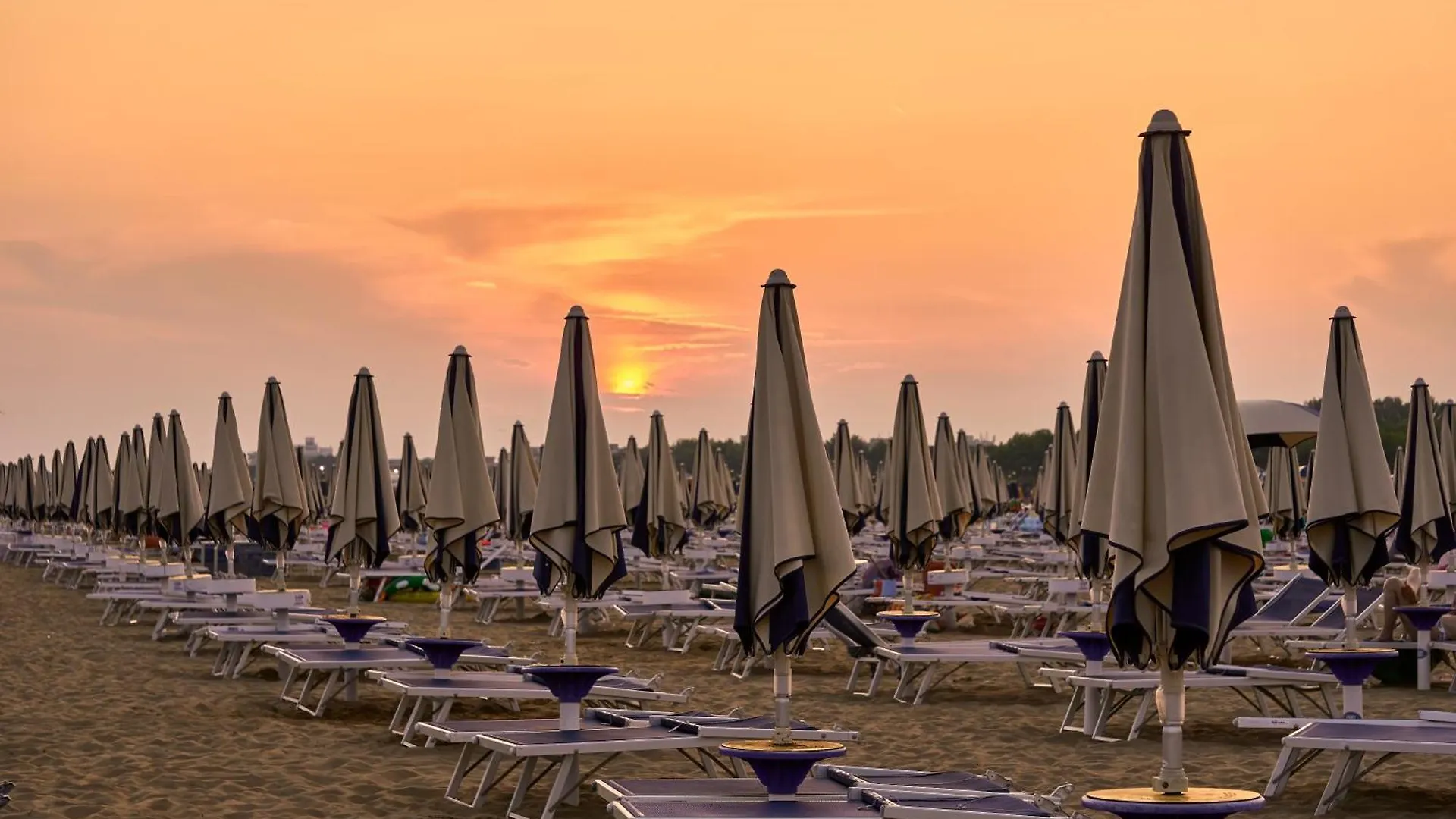 Seaside Bliss Flat With View On The Pool Apartment Bibione Italy