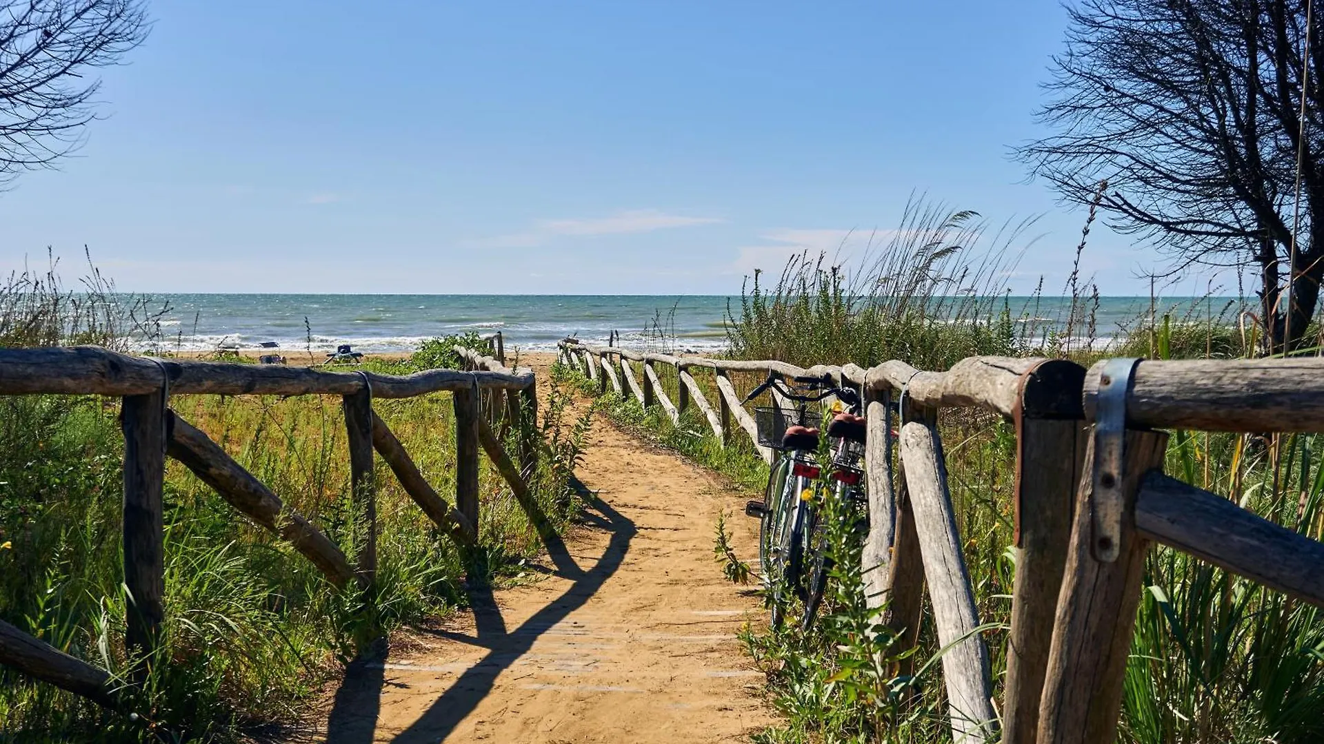 Seaside Bliss Flat With View On The Pool Apartment Bibione 0*,
