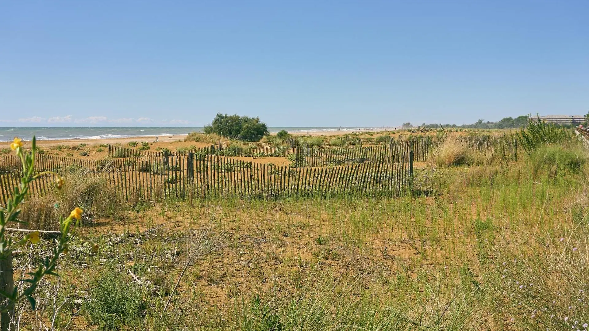 Seaside Bliss Flat With View On The Pool Apartment Bibione